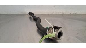 Gebruikte Vulpijp Brandstoftank Porsche 911 (992) 3.0 24V Carrera Prijs € 133,10 Inclusief btw aangeboden door Autohandel Didier