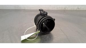 Gebruikte Luchtmassameter Volkswagen Crafter (SY) 2.0 TDI FWD Prijs € 54,45 Inclusief btw aangeboden door Autohandel Didier