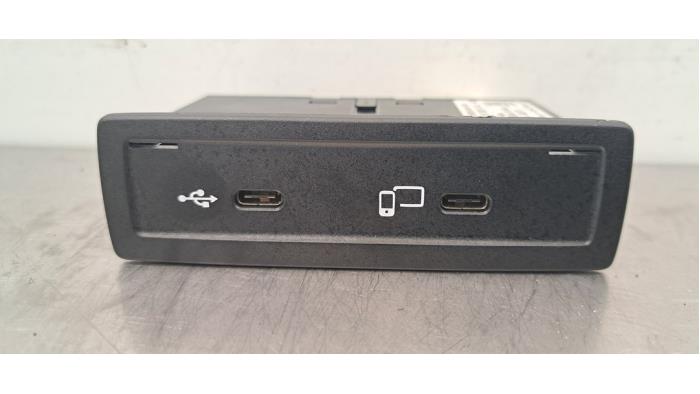 Connexion USB Mercedes GLC-Klasse