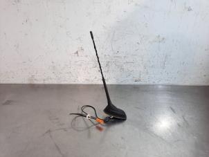 Gebruikte Antenne Citroen C3 Aircross I (2C/2R) 1.5 BlueHDi 110 Prijs € 36,30 Inclusief btw aangeboden door Autohandel Didier