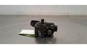 Gebruikte Extra waterpomp MAN TGE 2.0 TDI Prijs € 66,55 Inclusief btw aangeboden door Autohandel Didier