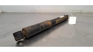 Gebruikte Schokdemper rechts-achter Volkswagen Crafter (SY) 2.0 TDI FWD Prijs € 54,45 Inclusief btw aangeboden door Autohandel Didier