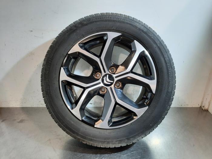 Jante + pneu d&#039;hiver Citroen C3 Aircross