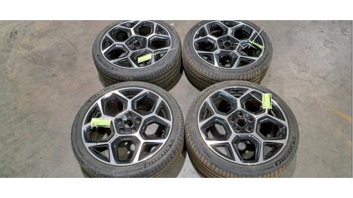 Kit jantes + pneumatiques Opel Astra