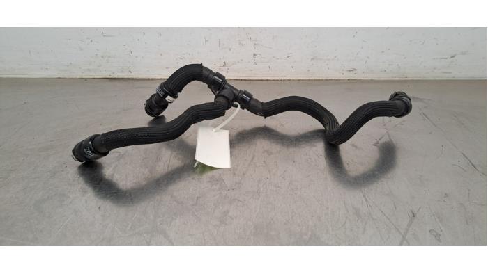Tuyau radiateur Peugeot 3008