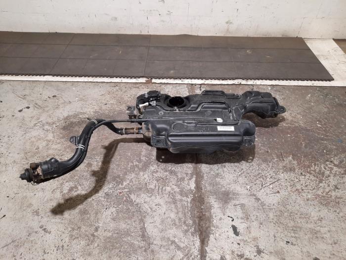 Réservoir de carburant Renault Kangoo