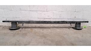 Gebruikte Bumperbalk achter Citroen Jumper (U9) 2.2 Blue HDi 140 Prijs € 102,85 Inclusief btw aangeboden door Autohandel Didier