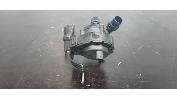 Pompe à eau supplémentaire Peugeot 3008