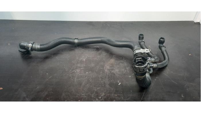 Tuyau radiateur Peugeot 3008