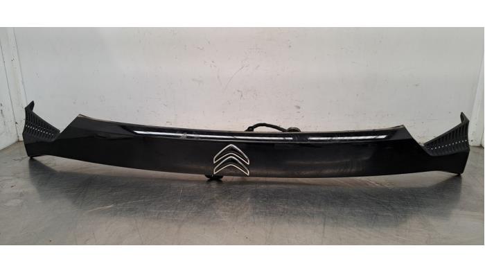 Moulure hayon Citroen C4