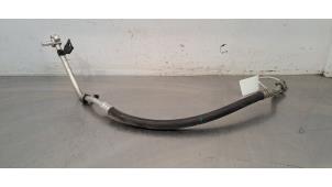 Gebruikte Airco Leiding Iveco New Daily VI Prijs € 66,55 Inclusief btw aangeboden door Autohandel Didier