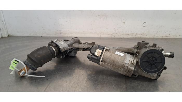 Boîtier de direction assistée Opel Insignia