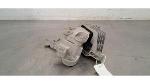 Gebruikte Motorrubber Opel Insignia Grand Sport 1.6 CDTI 16V 136 Prijs € 30,25 Inclusief btw aangeboden door Autohandel Didier