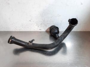 Gebruikte Intercooler Slang Audi A4 Avant (B9) 2.0 35 TFSI Mild Hybrid 16V Prijs € 96,80 Inclusief btw aangeboden door Autohandel Didier