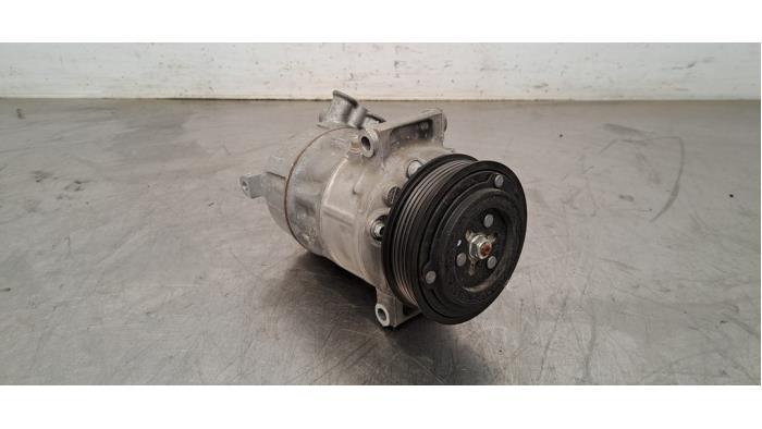 Pompe clim Opel Insignia