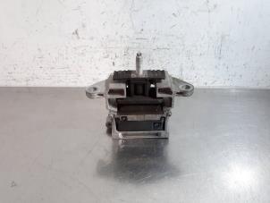 Gebruikte Motorrubber Landrover Range Rover Evoque II (LZC/LZS/LZH) Prijs € 66,55 Inclusief btw aangeboden door Autohandel Didier