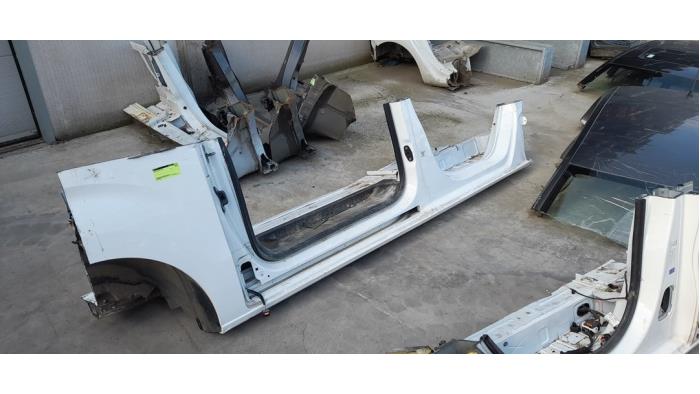 Marche-pied (list de couverture) droite Peugeot Expert
