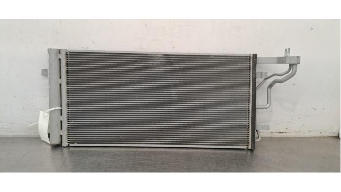 Condensateur clim Kia Cee&#039;D
