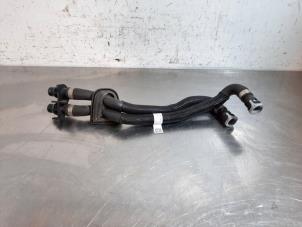 Gebruikte Koelwaterslang Landrover Range Rover Evoque II (LZC/LZS/LZH) Prijs € 36,30 Inclusief btw aangeboden door Autohandel Didier