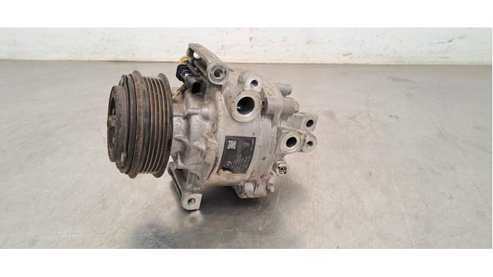 Pompe clim Opel Astra