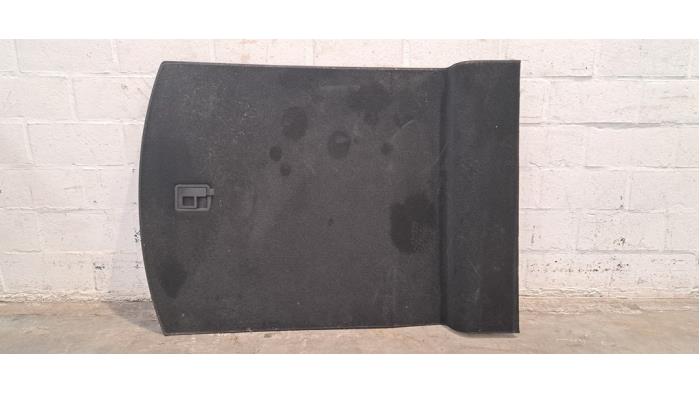 Coffre tapis Audi A8