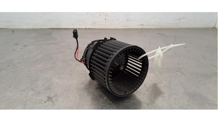 Moteur de ventilation chauffage Peugeot 308
