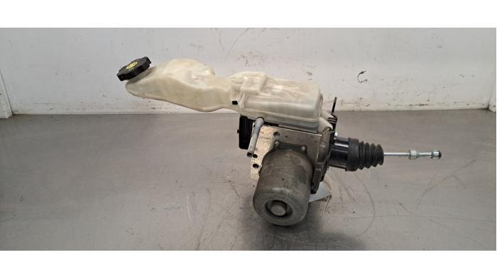 Assistant de freinage Opel Astra