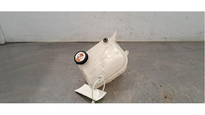Réservoir d&#039;expansion Toyota Corolla
