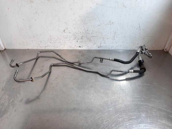 Conduit direction assistée Mercedes GLC-Klasse