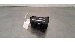 Gebruikte Warmtewisselaar Volkswagen ID.5 (E39) Pro Prijs € 163,35 Inclusief btw aangeboden door Autohandel Didier