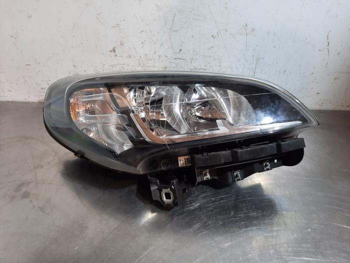 Phare droit Fiat Doblo