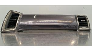 Gebruikte Luchtrooster Dashboard Ford Ranger Prijs € 78,65 Inclusief btw aangeboden door Autohandel Didier