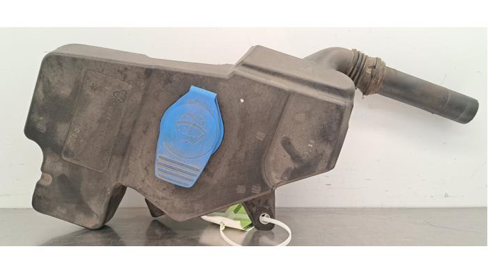 Réservoir lave-glace avant Audi A6