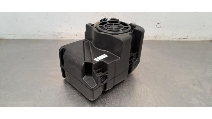 Caisson de graves Audi Q4