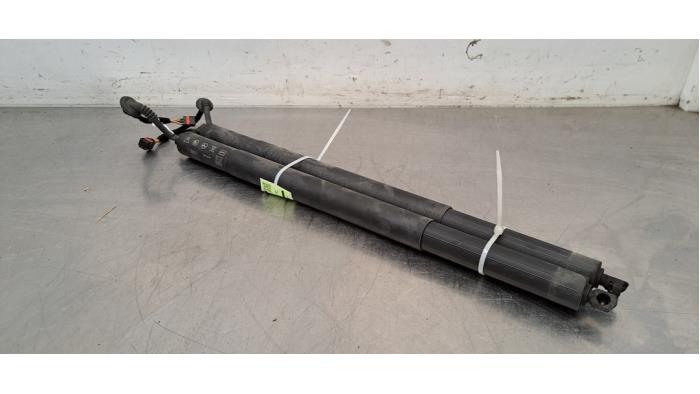 Kit amortisseur couvercle coffre Audi Q4