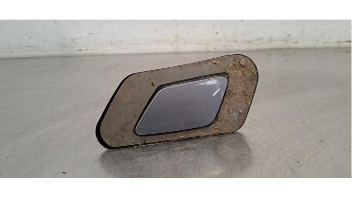 Buse phare Audi Q4
