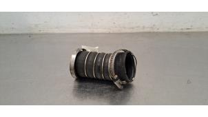 Gebruikte Intercooler Slang Audi RS 6 Avant (C6) RS6 5.0 V10 40V TFSI Prijs € 54,45 Inclusief btw aangeboden door Autohandel Didier