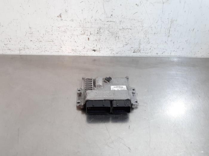 Ordinateur gestion moteur Peugeot Expert
