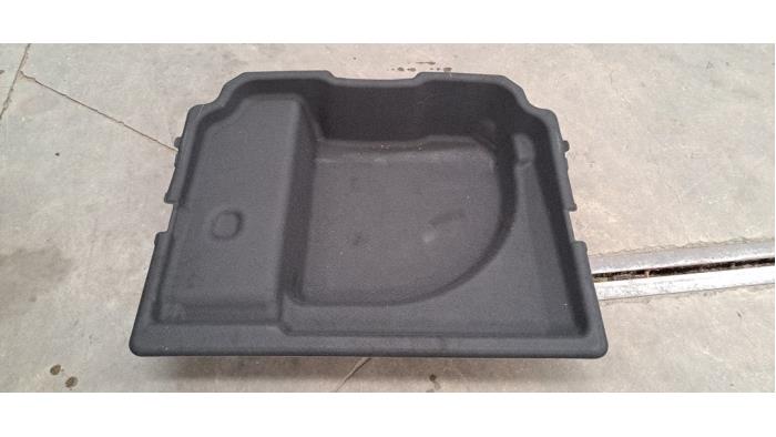 Compartiment de rangement Volvo V60