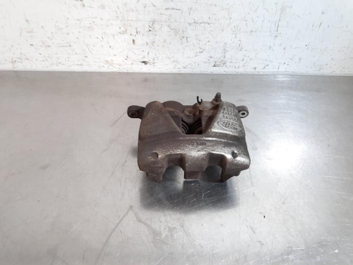 Etrier de frein (pince) avant gauche Landrover Discovery