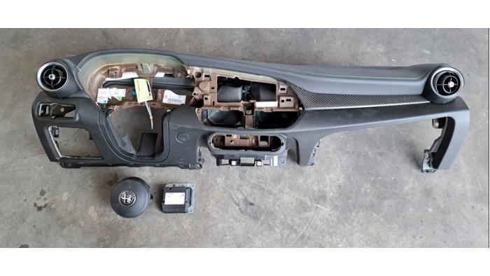 Kit airbag + tableau de bord Alfa Romeo Giulia