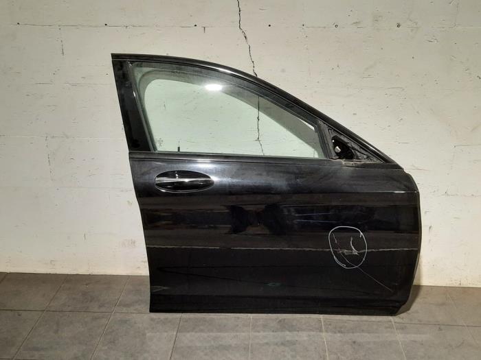 Portier 4Deurs rechts-voor Mercedes C-Klasse Portier 4Deurs rechts-voor Mercedes C-Klasse