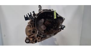 Gebruikte Versnellingsbak Opel Movano 2.2 D 165 Prijs € 2.480,50 Inclusief btw aangeboden door Autohandel Didier