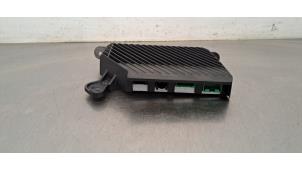 Gebruikte Radio versterker Volvo V60 II (ZW) 2.0 D3 16V AWD Prijs € 459,80 Inclusief btw aangeboden door Autohandel Didier