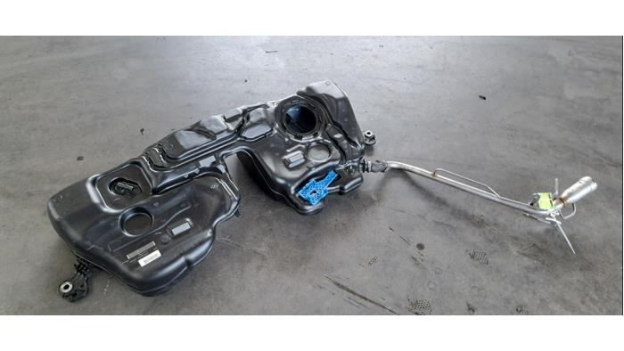 Réservoir de carburant Volvo V60