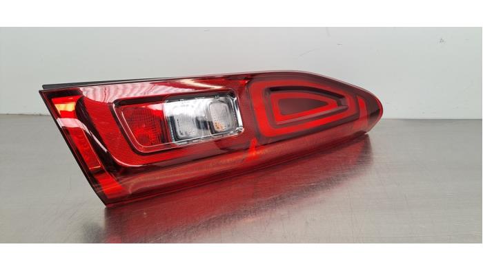 Feu arrière droit Citroen Berlingo