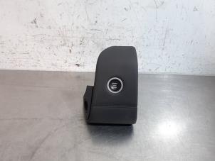 Gebruikte Start/Stop schakelaar Landrover Discovery Sport (LC) 2.0 eD4 150 16V Prijs € 66,55 Inclusief btw aangeboden door Autohandel Didier