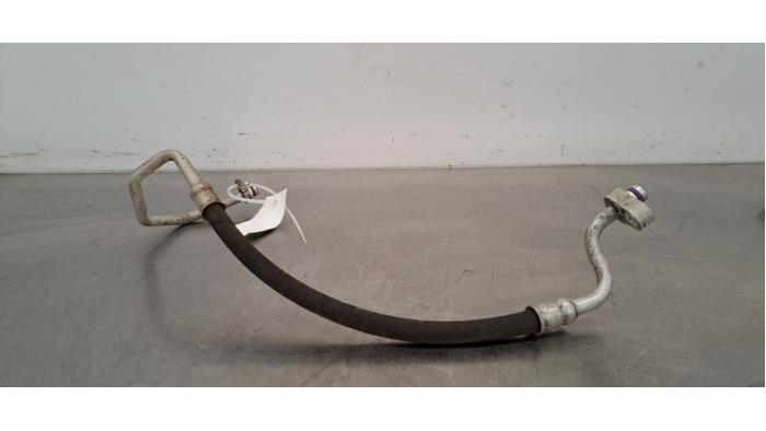 Tuyau clim Volkswagen Passat