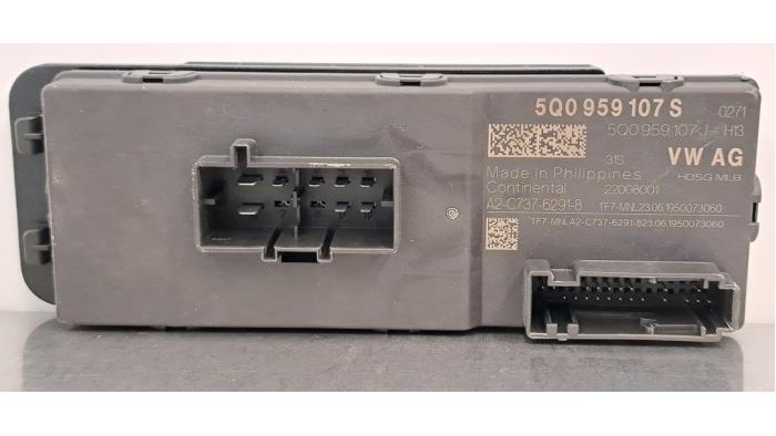 Module passage hayon Volkswagen Passat