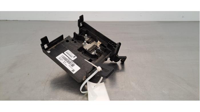 Boîte à fusibles Ford Puma